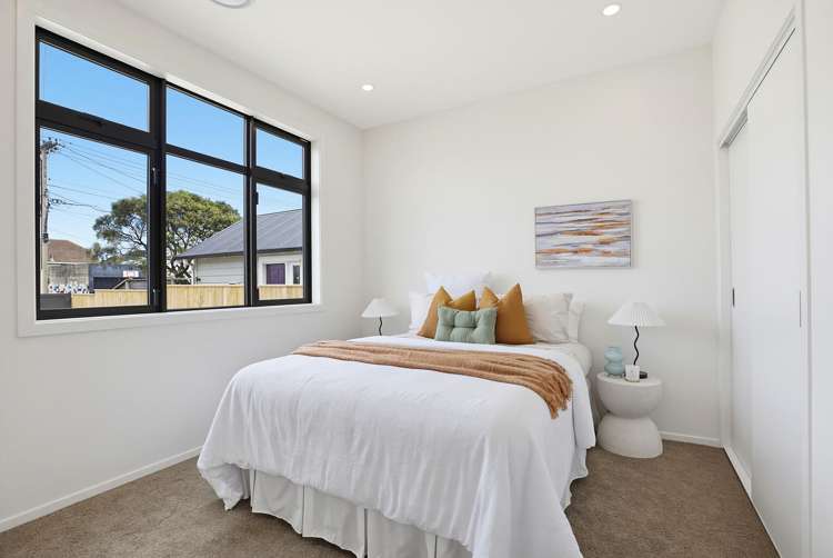 124 Apu Crescent Lyall Bay_9