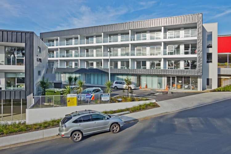 319/17 Link Crescent Stanmore Bay_16