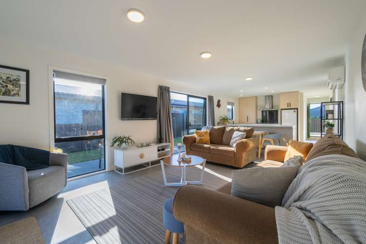 51 Takitimu Avenue Te Anau_8