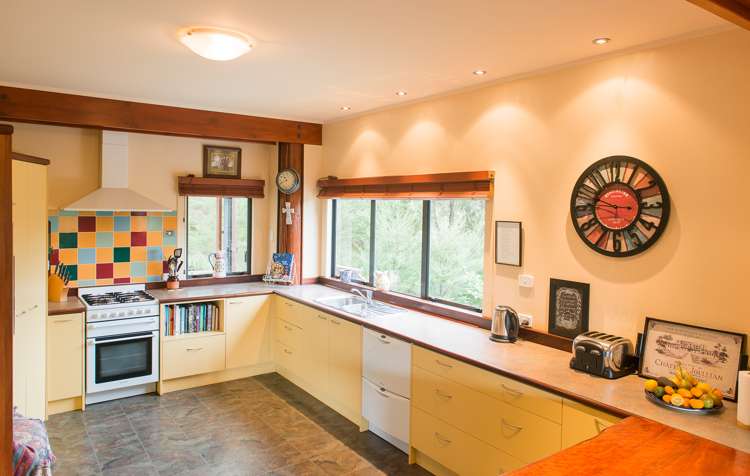 649 Riverside Road Matokitoki_3