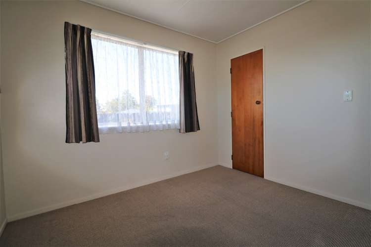 36 Frederick Street Carterton_15