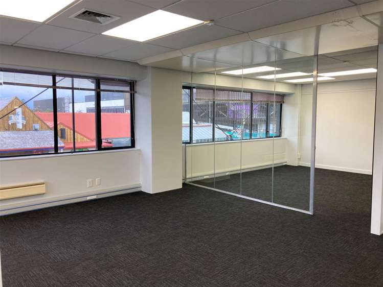 Tenancy 2. Level 1, 65 Waterloo Road Lower Hutt_4