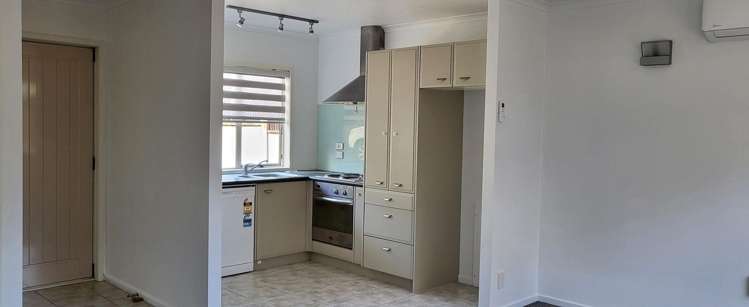 14A Woodstock Road Forrest Hill_3