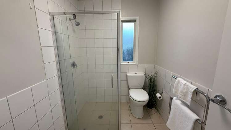 3/4 Meadow St Mount Wellington_5