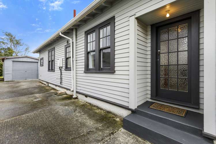 2/14 Douglas Street Waiwhetu_14