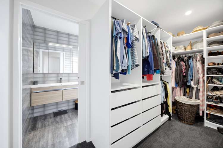 8d Amy Way Bell Block_23