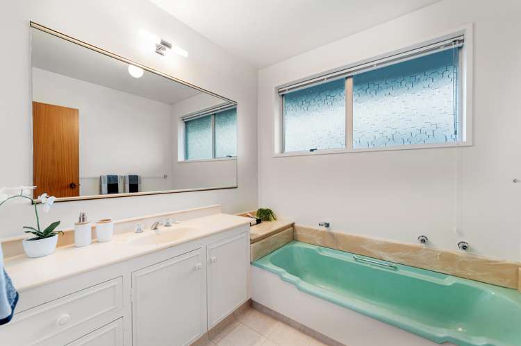 4 Hawkswood Place Avonhead_13