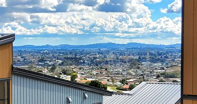 8 Timo Way Flat Bush_17