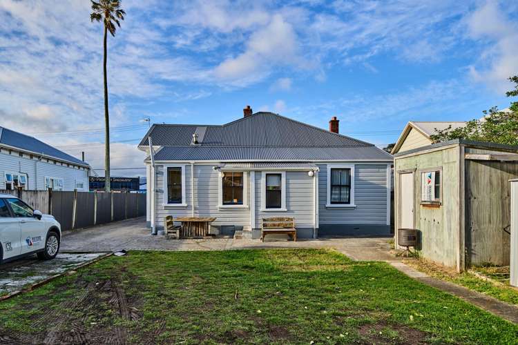 63 Hutt Road Petone_11