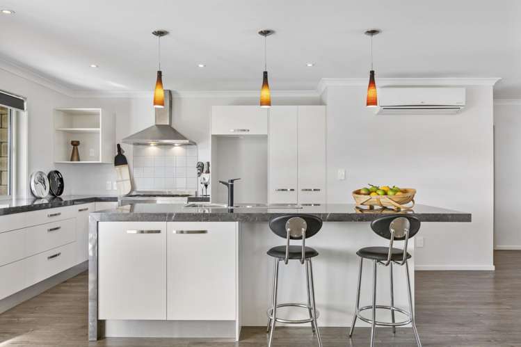 14 Parsot Place Pukekohe_6