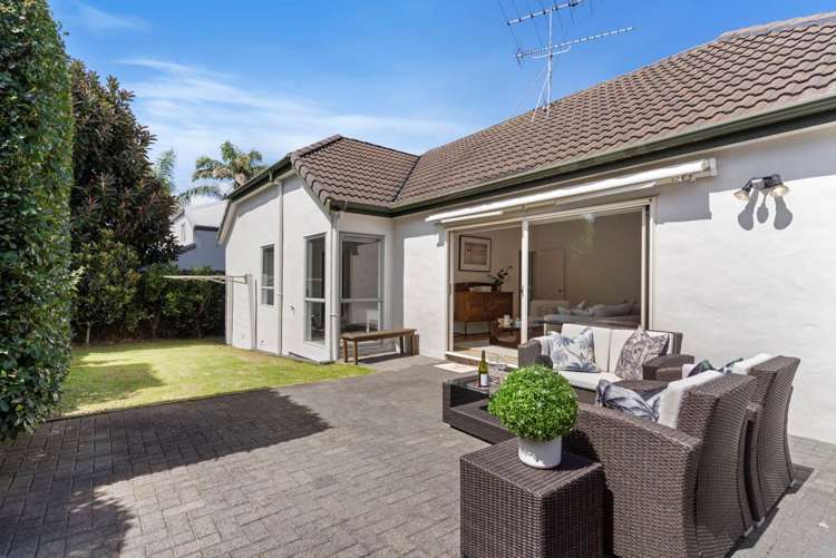 2/116 Riddell Road Glendowie_19