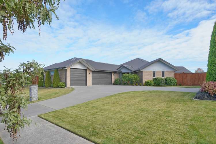 16 Barnsley Crescent West Melton_22