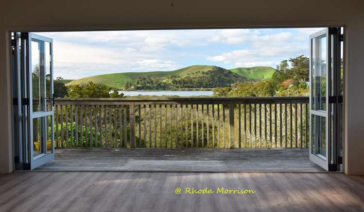 8 Heaths Way Paparoa_1