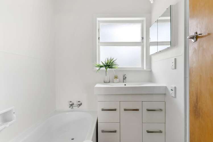11 Dell Way Bucklands Beach_16