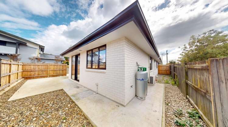  1/5 Rata Street Feilding_16