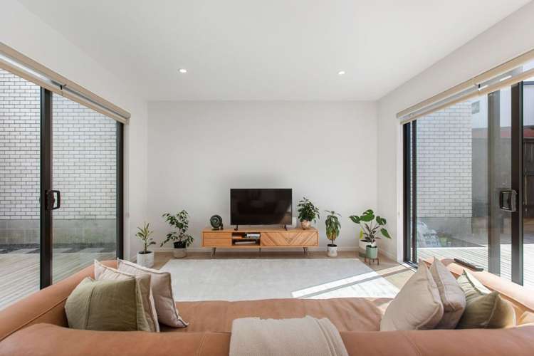 32 Artemis Way Flat Bush_1