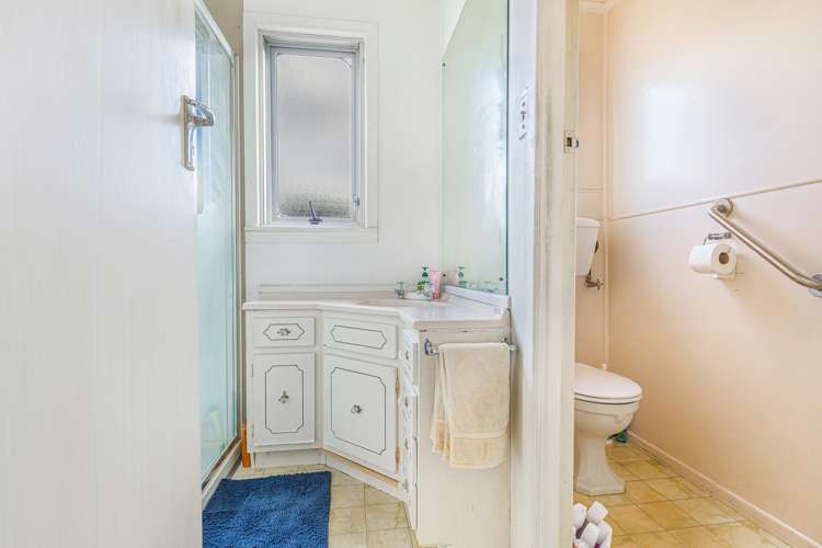 13 Arney Road Ranui_11