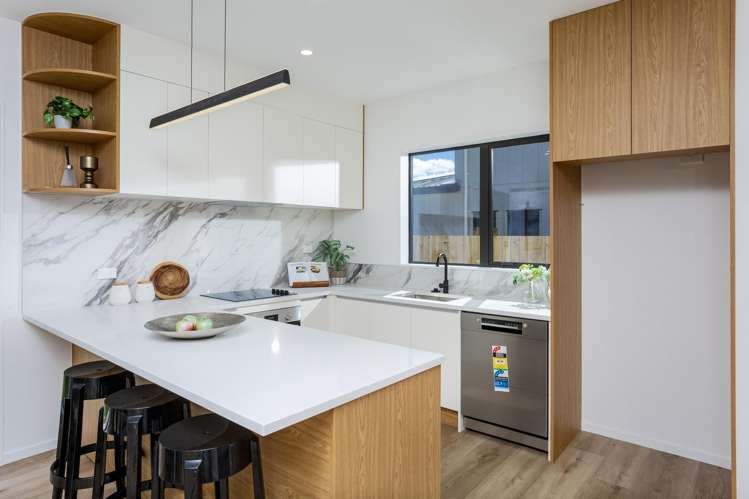 A-E/32 Ludlow Terrace Totara Vale_8