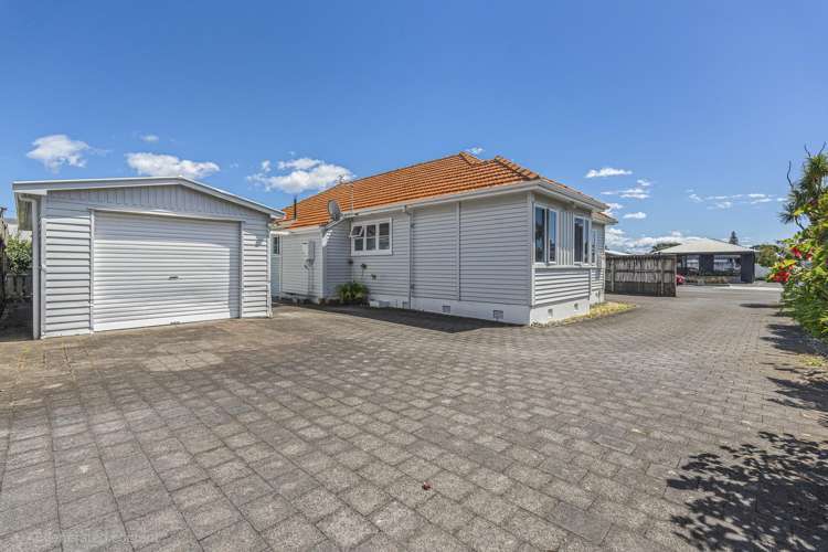1/171 Powderham Street New Plymouth Central_10