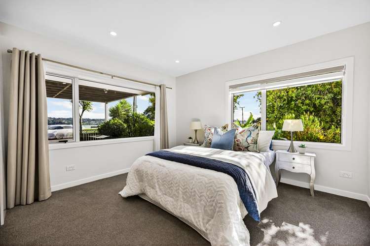 70 Kiwi Esplanade Mangere Bridge_16