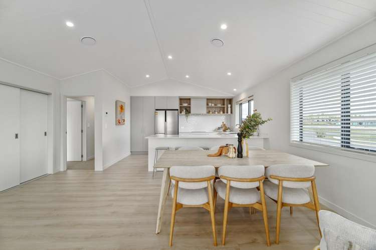 99 Harakeke Drive Wharewaka_6