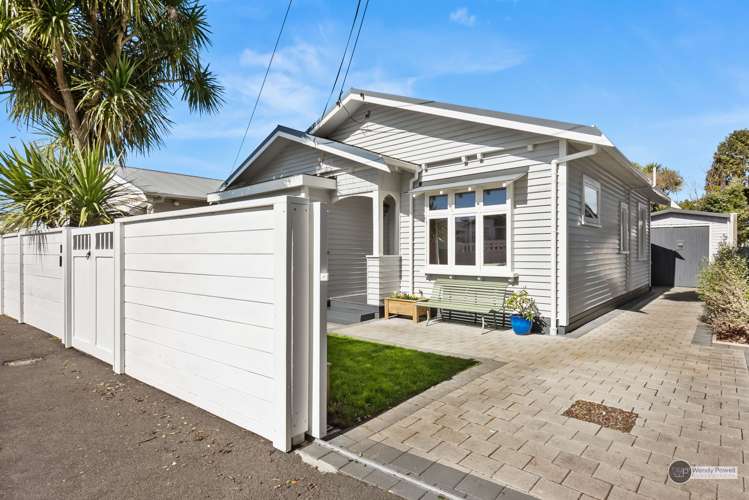 18 Huia Street Petone_6