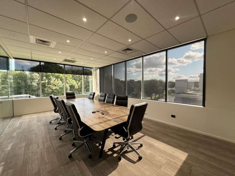 138 Hugo Johnston Drive Penrose_4