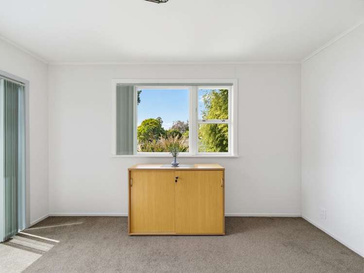 31 Longburn Road Henderson_12