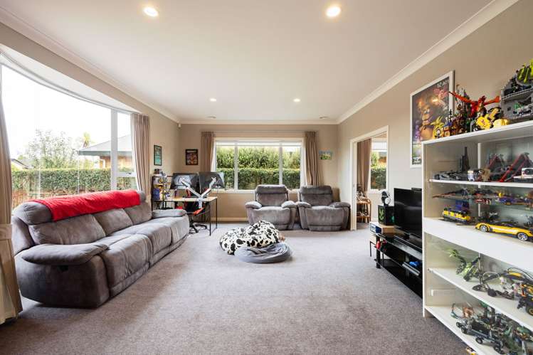 13 Palliser Drive Huntington_11