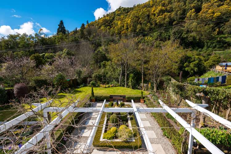 5 Heather Place Picton_14