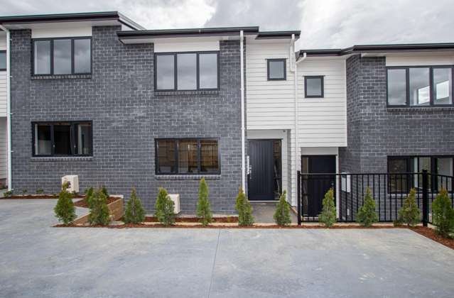 13/10 Charlemont Street 3295_1