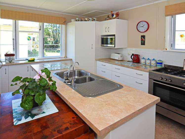 23 Blackhill Road Tinui_1