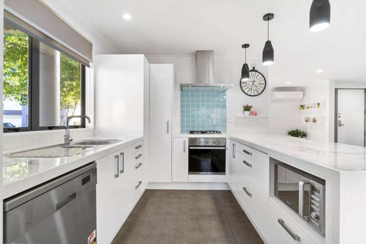 41 Bruce Pulman Drive Takanini_6