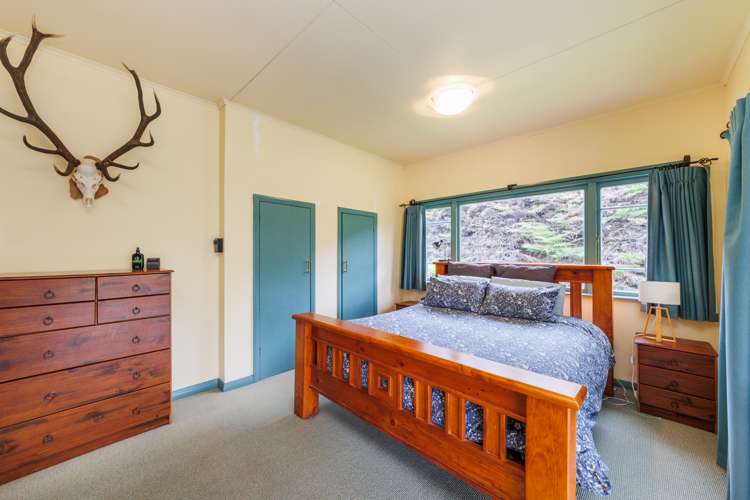 828 Colyton Road Bunnythorpe_14