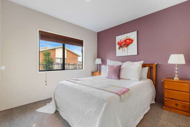 3/11 Anglers Way Wattle Downs_9