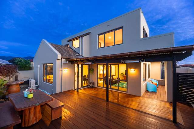Refreshed Entertainer with Panoramic Views