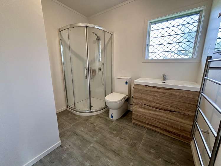 48 Fairlands Avenue Waterview_21