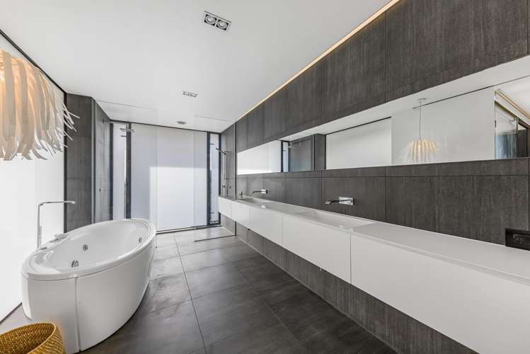 303 Beach Road Campbells Bay_25