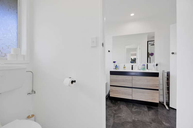 54 Cressida Avenue Stratford_12