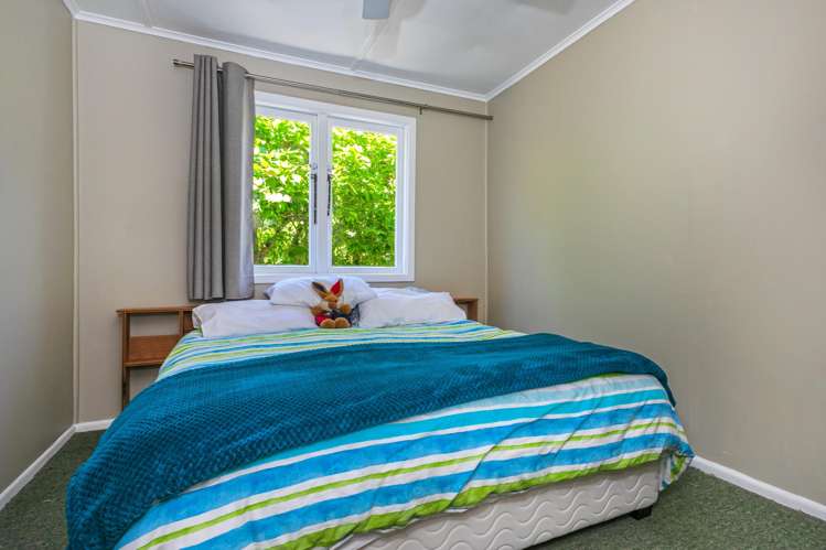 15 Pohue Creek Road Waiomu_17