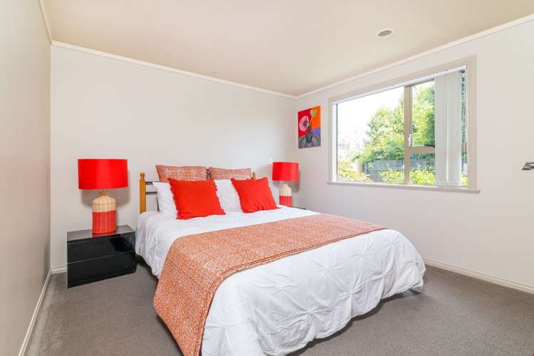 2170 Great North Road Avondale_11