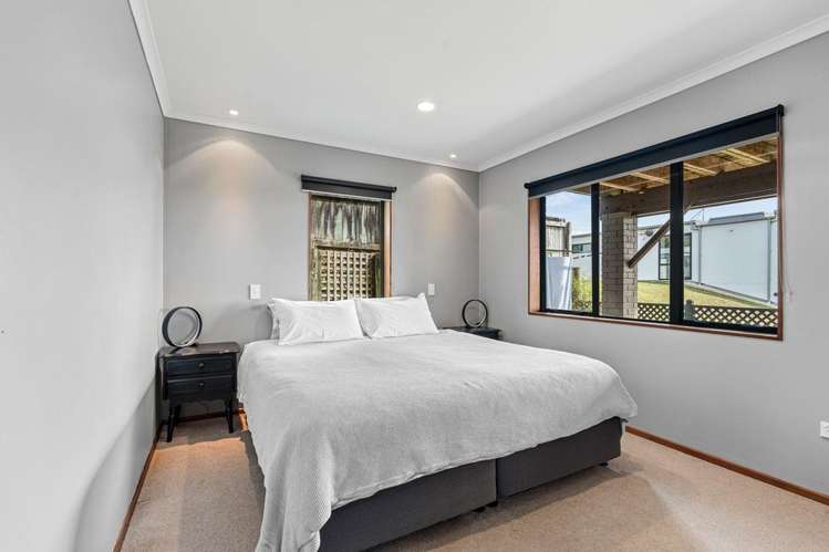 3b Barrett Street Westown_15