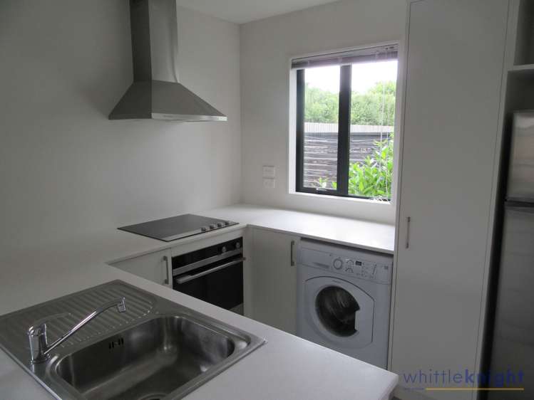 22/17 Bunyan Street Waltham_4