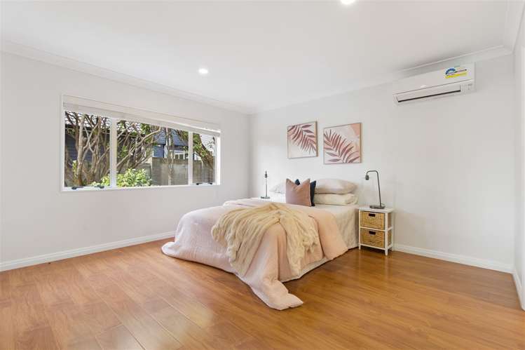 38 Jane Eyre Drive Somerville_20