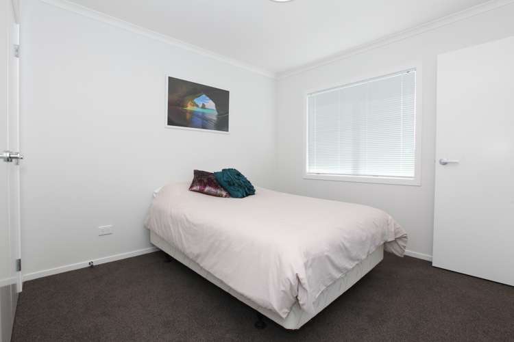 2/13 Crescent Court Melville_5