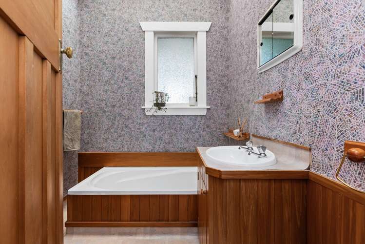 906 Nelson Street North Mahora_11