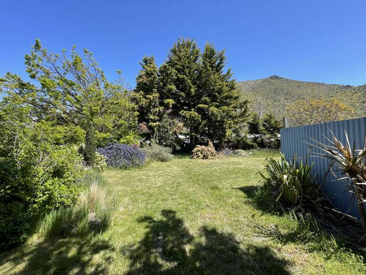 77 Bledisloe Street Kurow_27