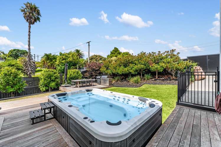 16 Rewi Street Torbay_28