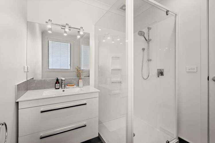 42 Lochhead Street Mahora_13