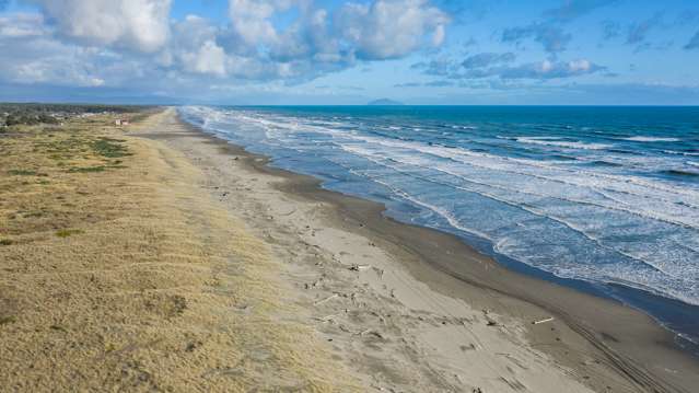 61 Kent Avenue Waitarere Beach_1